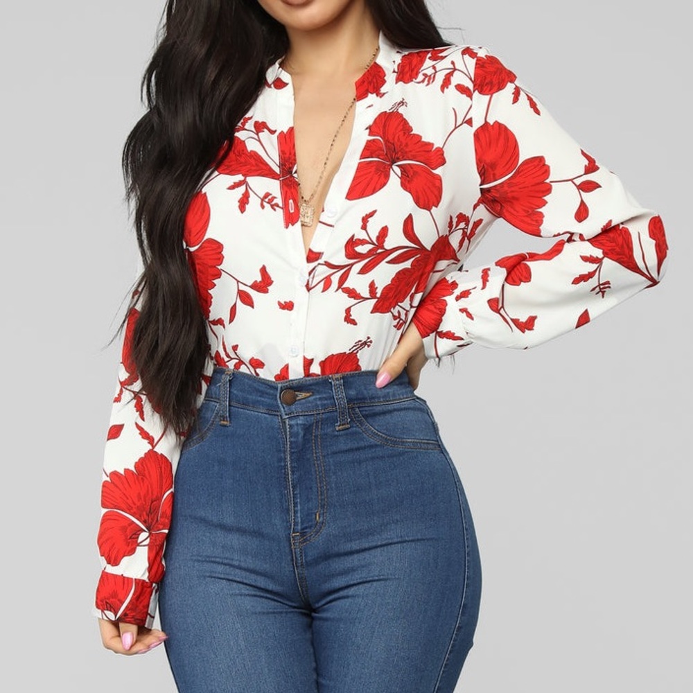 Floral 🤍❤️blouse